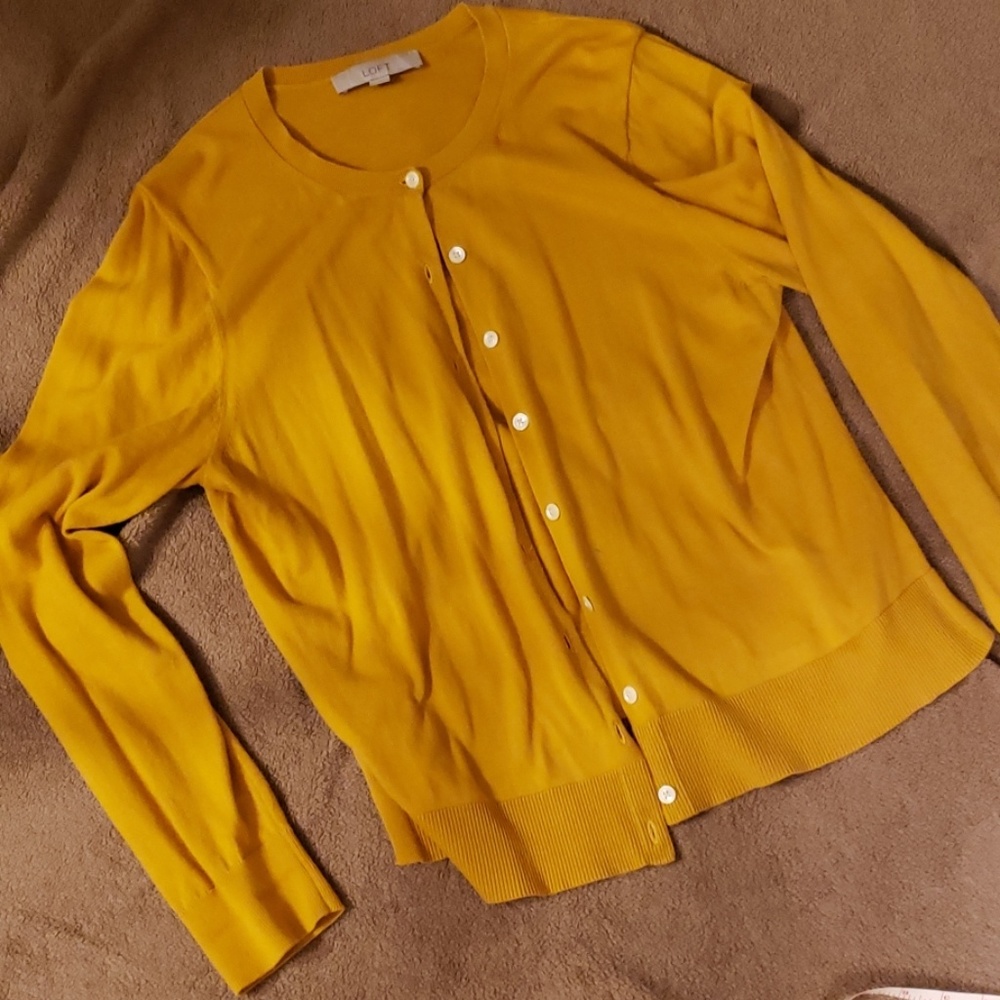 Lightweight Cardigan